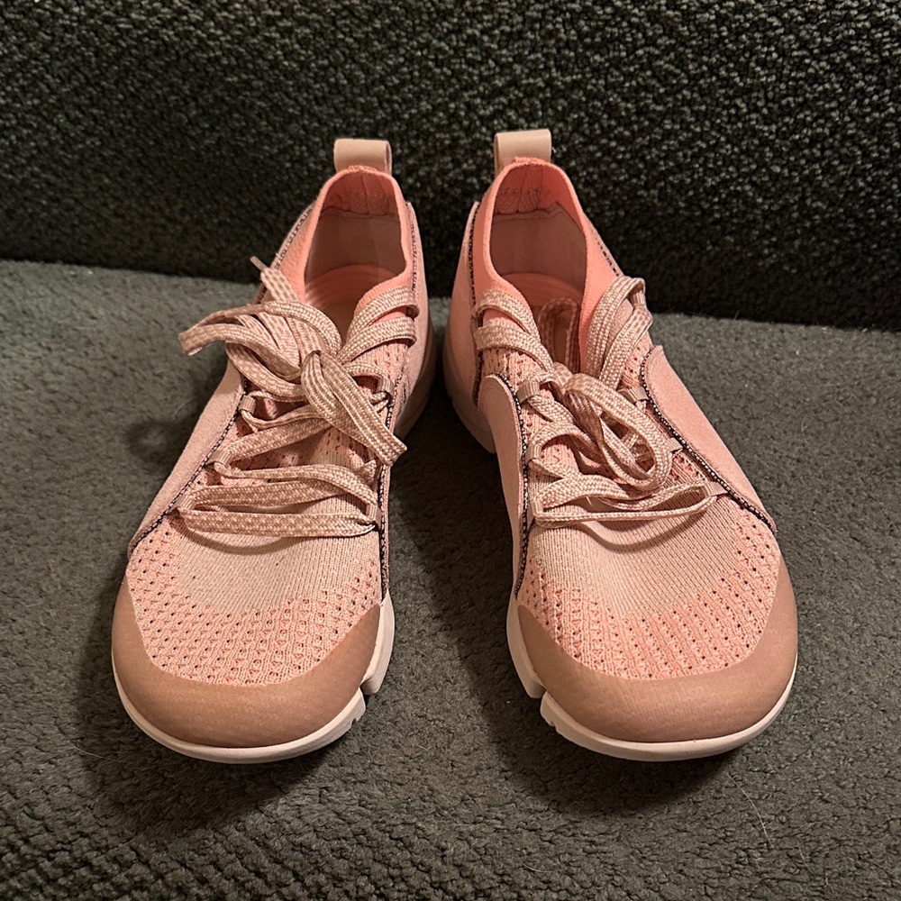 Trigenic Pink Women's Sneakers